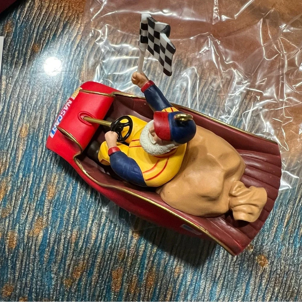 Hallmark keepsake santa